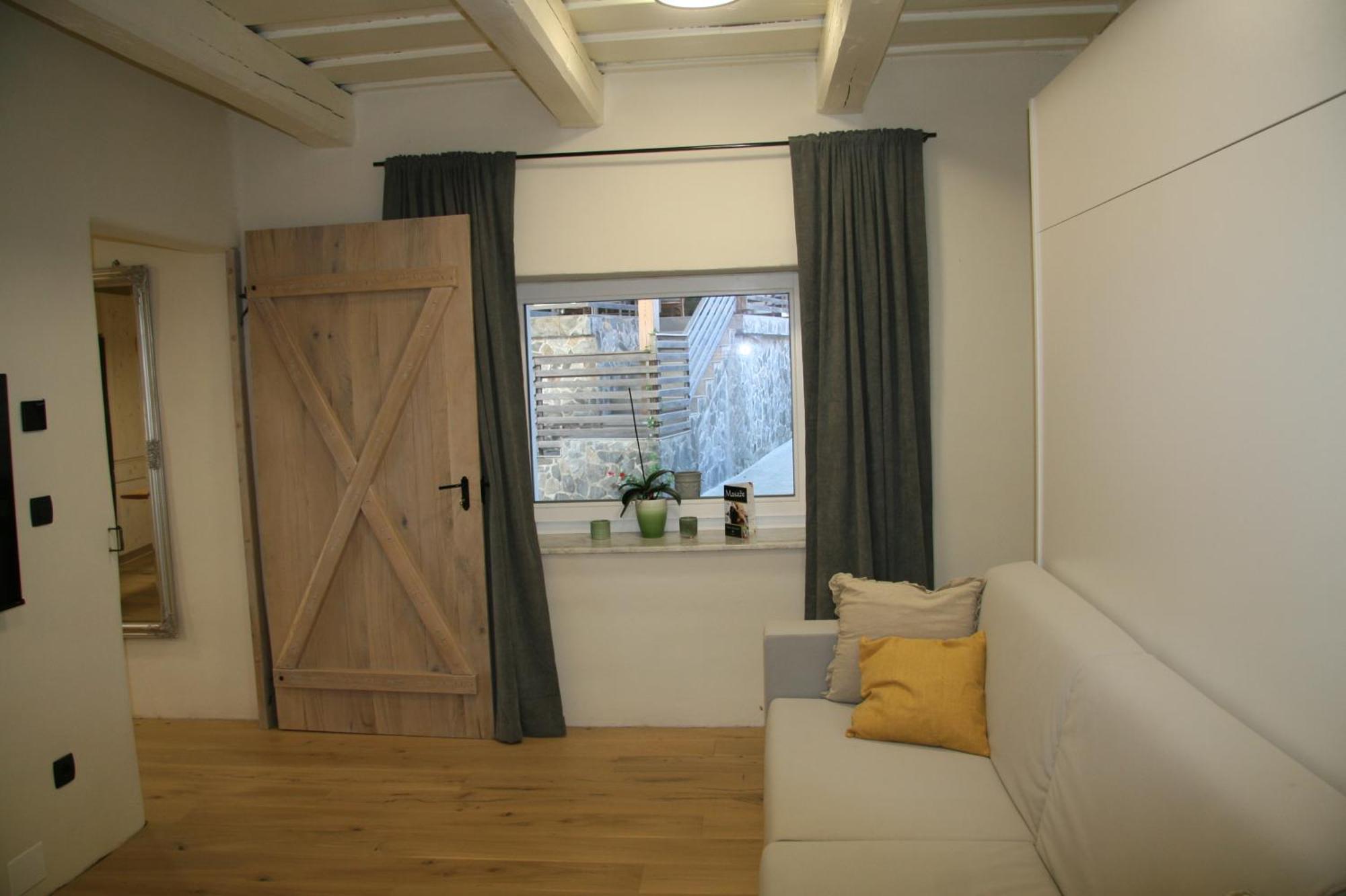 Terasse Jeruzalem Apartments Hermanci Екстериор снимка