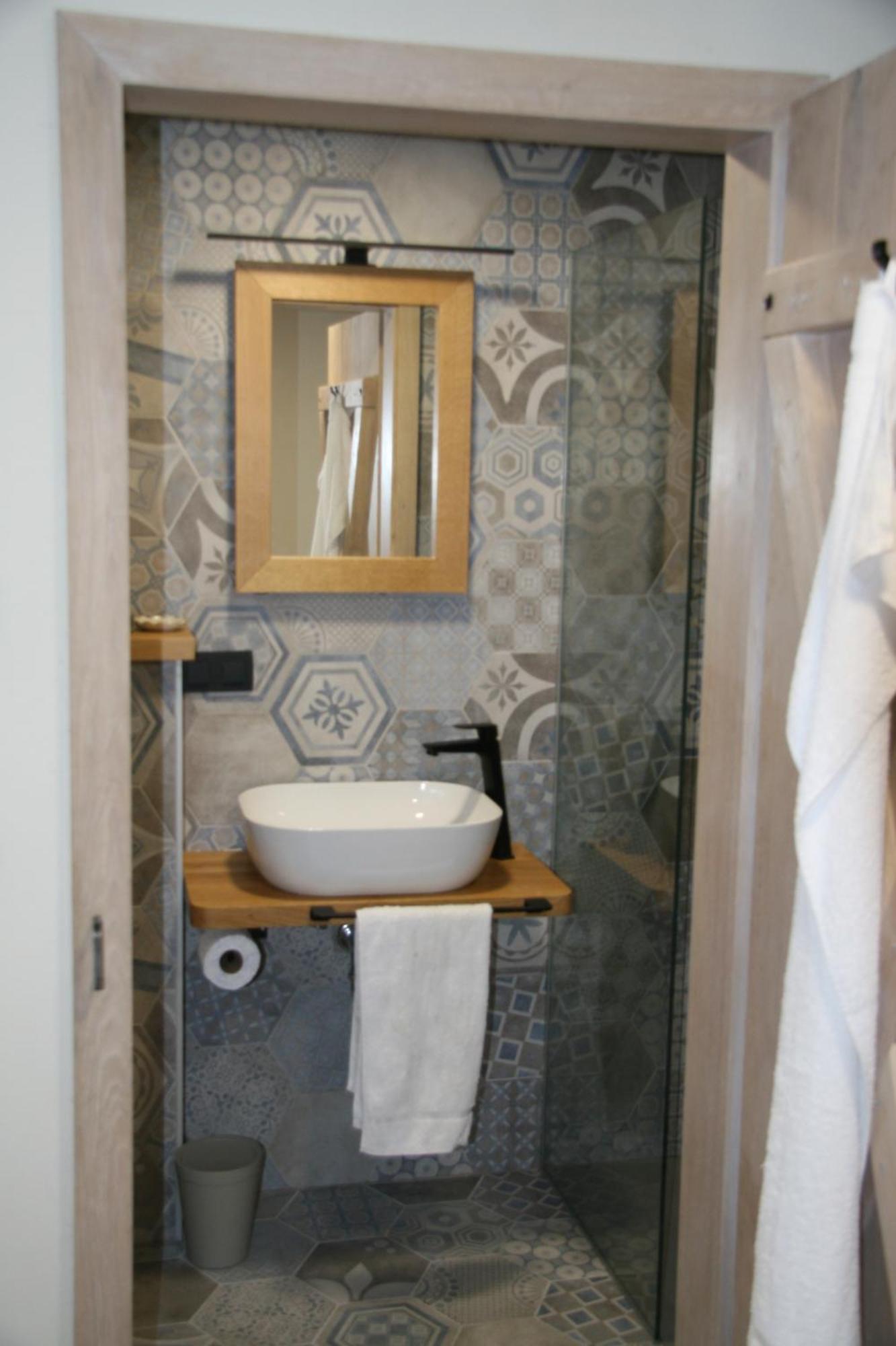 Terasse Jeruzalem Apartments Hermanci Екстериор снимка
