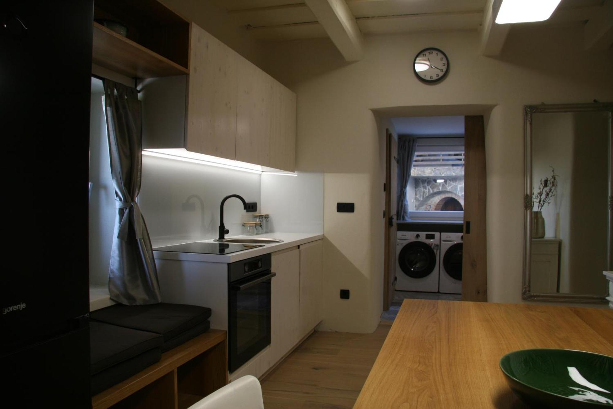 Terasse Jeruzalem Apartments Hermanci Екстериор снимка